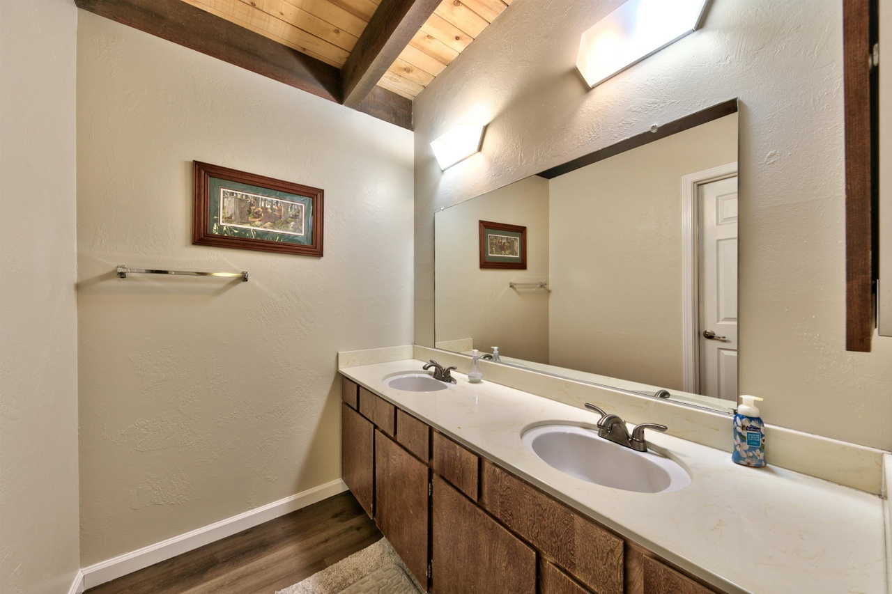 Cubs Manor: the double vanity before